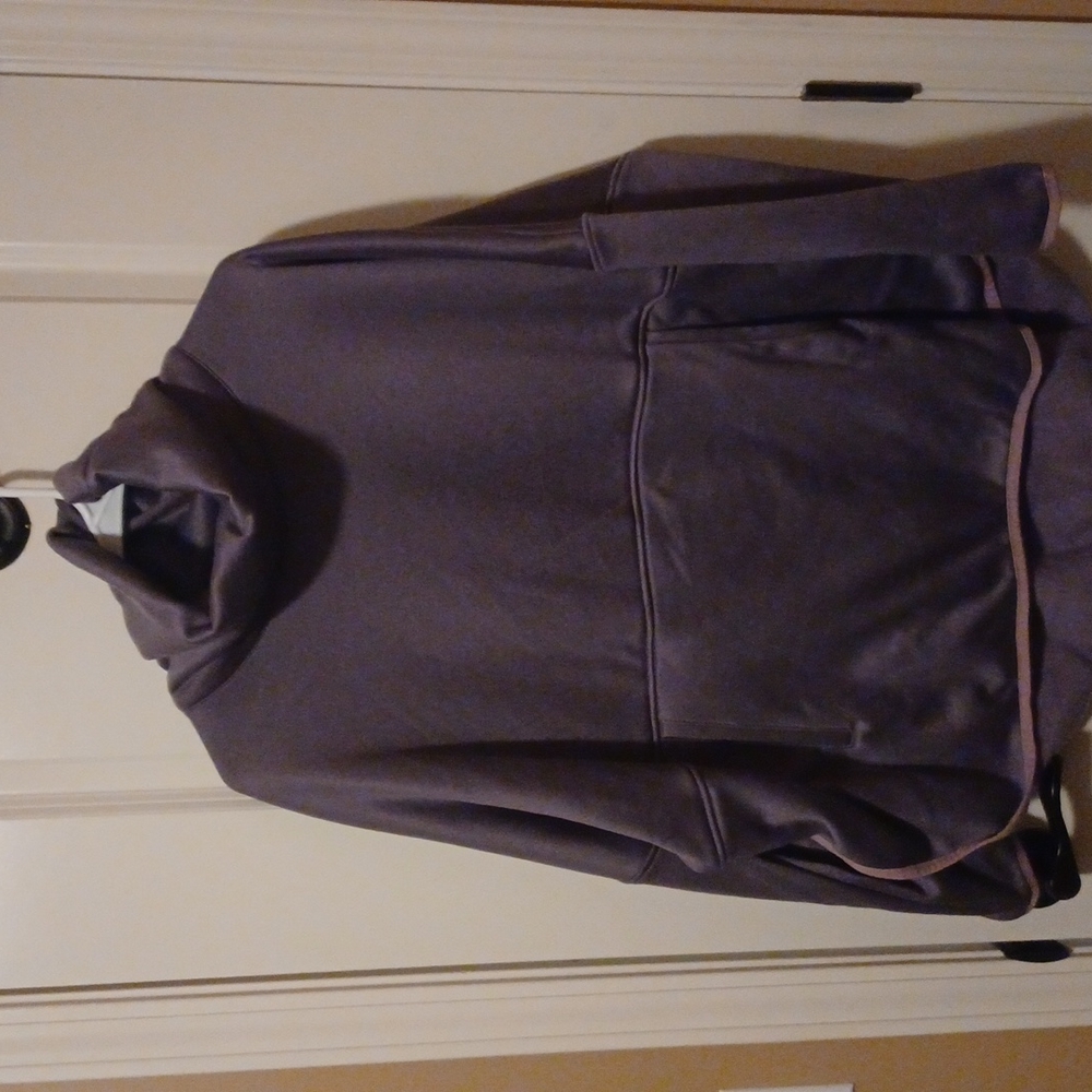North Face M mock neck sweatshirt